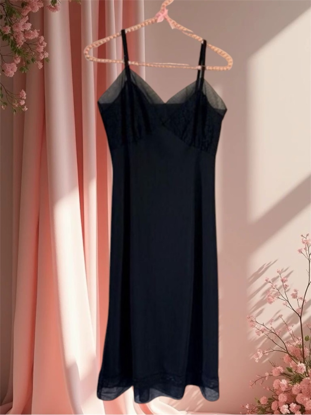 VTG 60’s Van Raalte Black Nylon Lace  Suavette Full Slip Size 32
